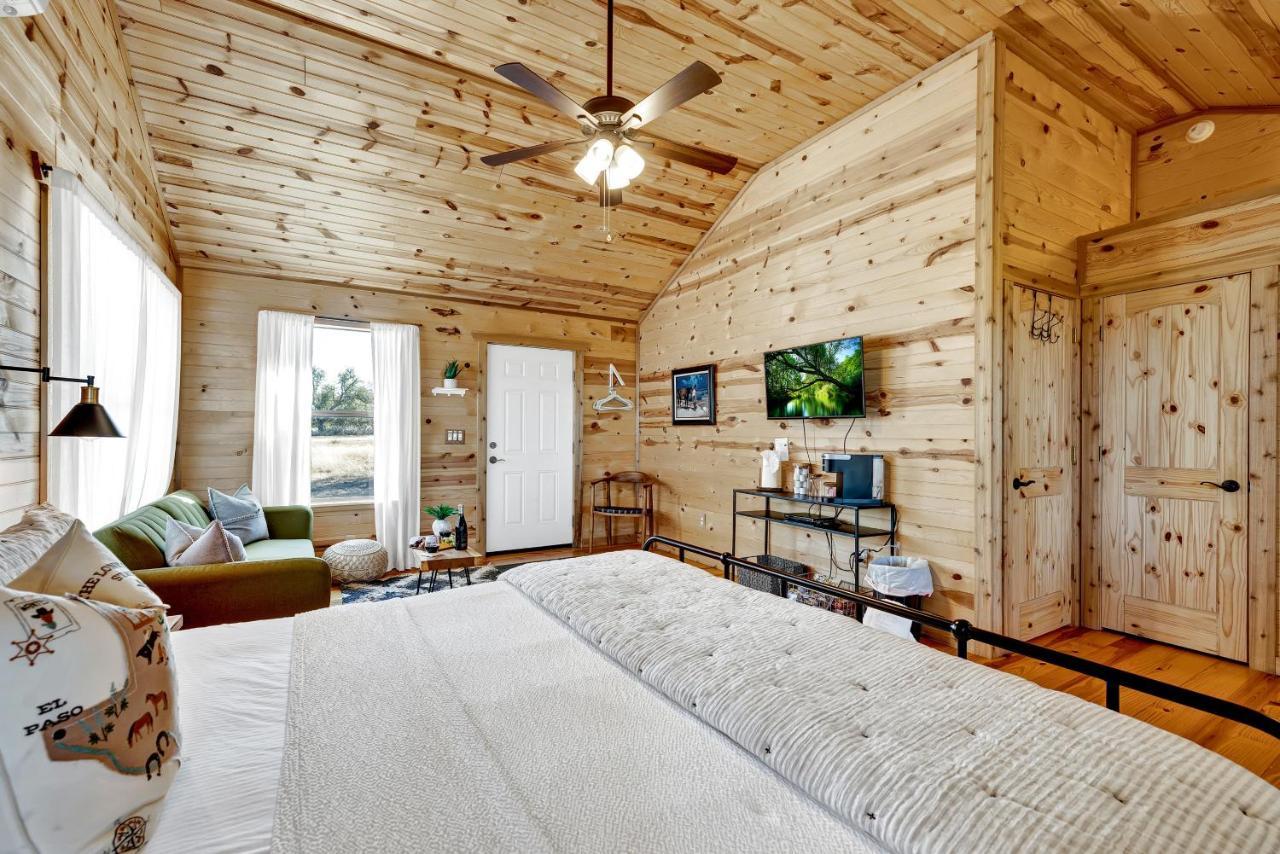 Rocky Ridge Cedar Cabin With Hot Tub & Amazing Views Crabapple Exteriér fotografie